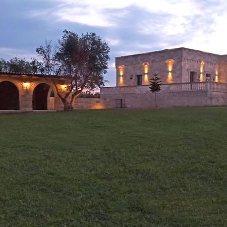 Castello Salentino B&B 멜렌두뇨 외부 사진