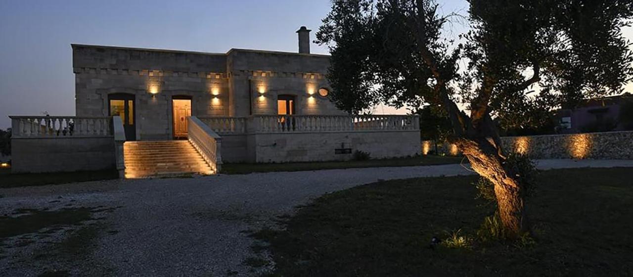 Castello Salentino B&B 멜렌두뇨 외부 사진