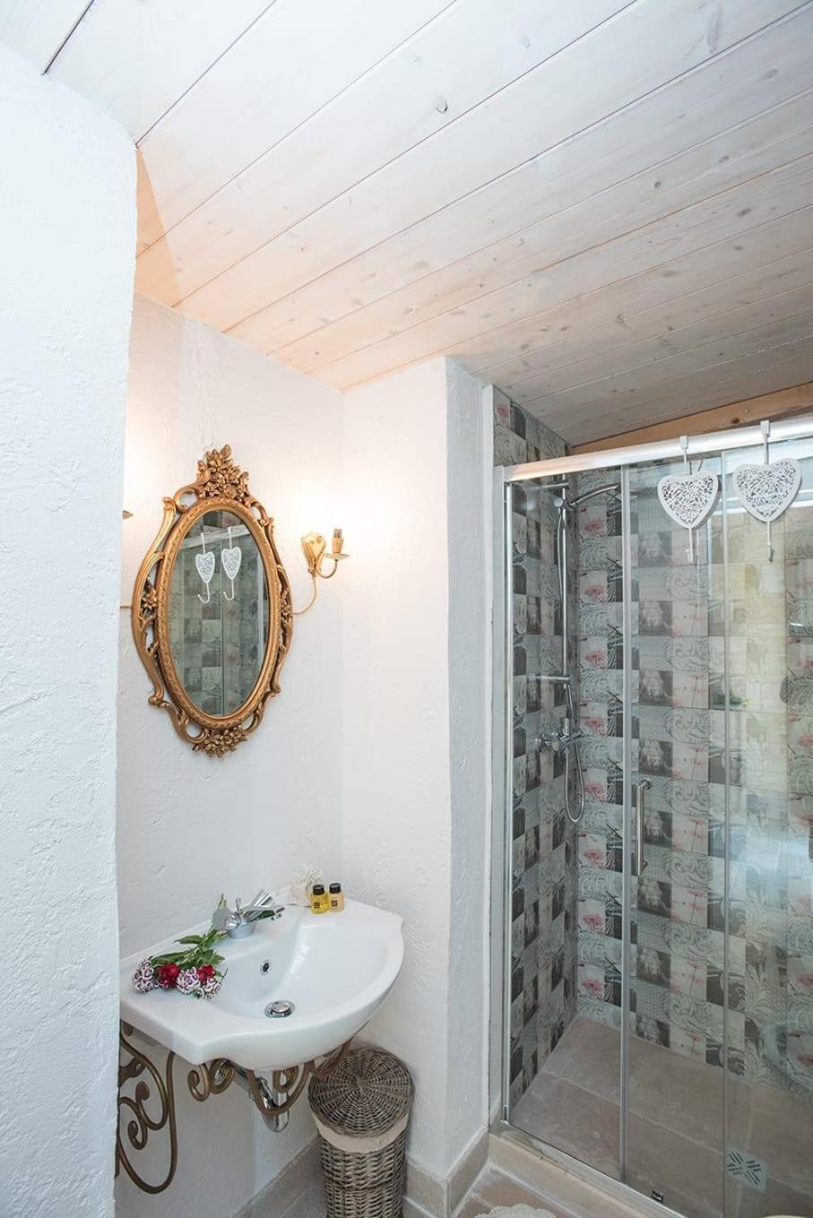 Castello Salentino B&B 멜렌두뇨 외부 사진